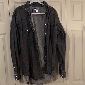 Wrangler Charcoal Button-Up Shirt